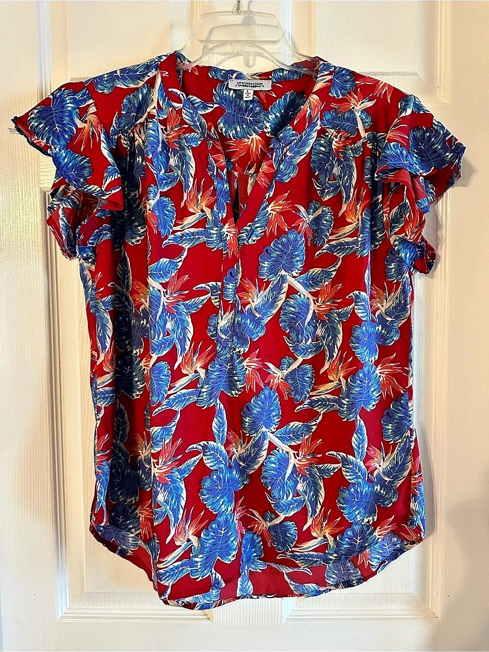 New Directions Tropical Floral Blouse in Red & Blue, Size Large, Like New